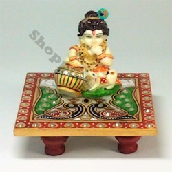 Laddu Gopal on Chowki